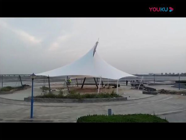 膜結(jié)構(gòu)景觀安裝完畢